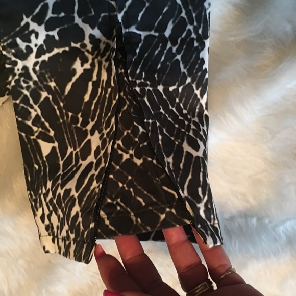 Yansi Fugel Crackle Print Pants - Picture 6 of 11